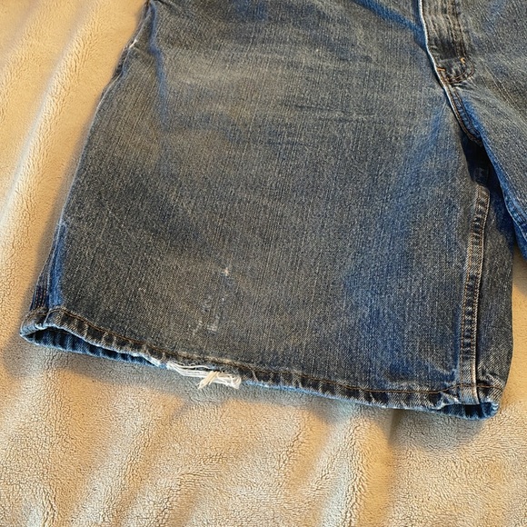 Men’s jean shorts. - Picture 6 of 8